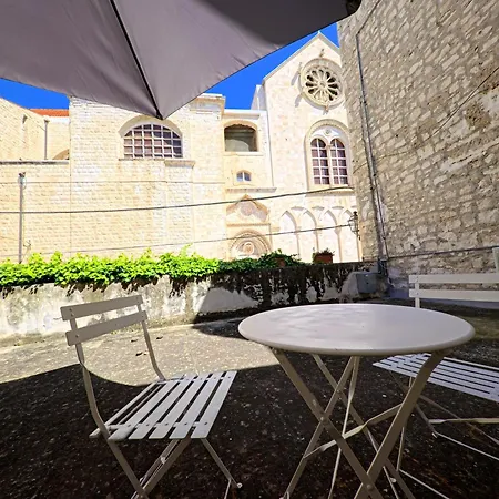 Palazzo Framarino Dei Malatesta - Noble Floor - Xiv Century Holiday home Giovinazzo