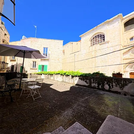 Palazzo Framarino Dei Malatesta - Noble Floor - Xiv Century Holiday home Giovinazzo