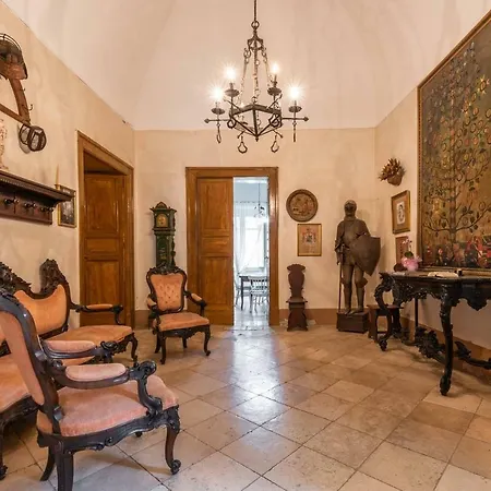 Palazzo Framarino Dei Malatesta - Noble Floor - Xiv Century Holiday home Giovinazzo